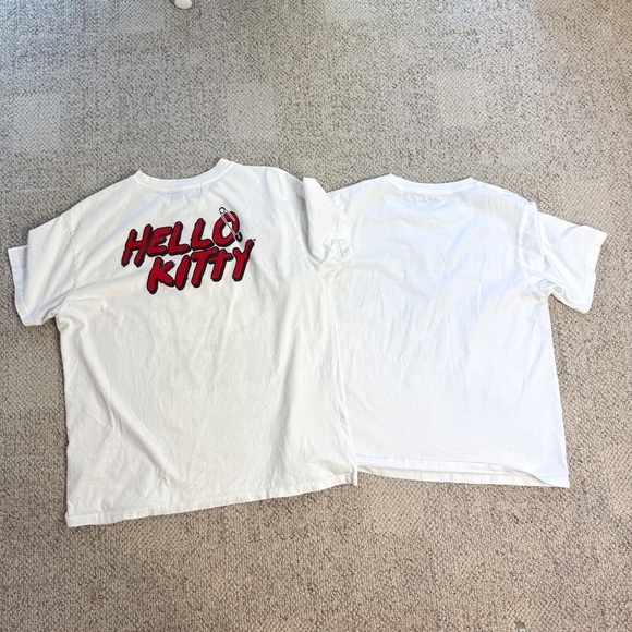 Bundle of Sanrio Kawaii Graphic Tee Cotton T-shirt 2 Piece Set - Picture 3 of 8